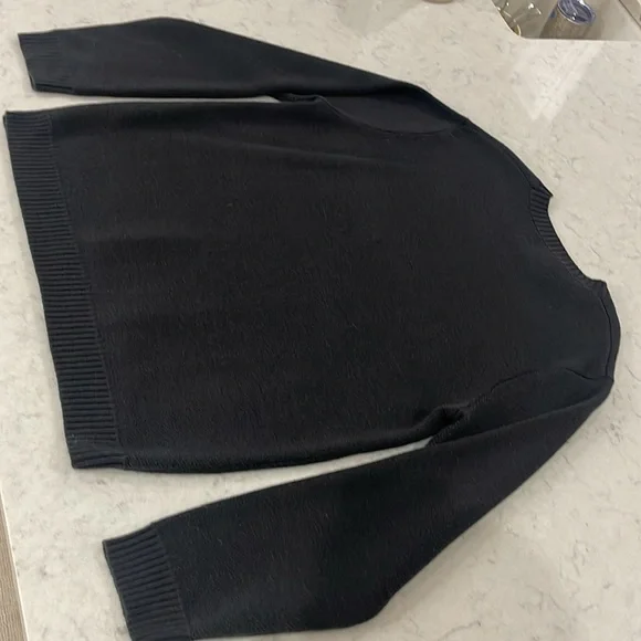 BNWT Random Golf Club sweater size XXL color black. Image of pixelated golf cart